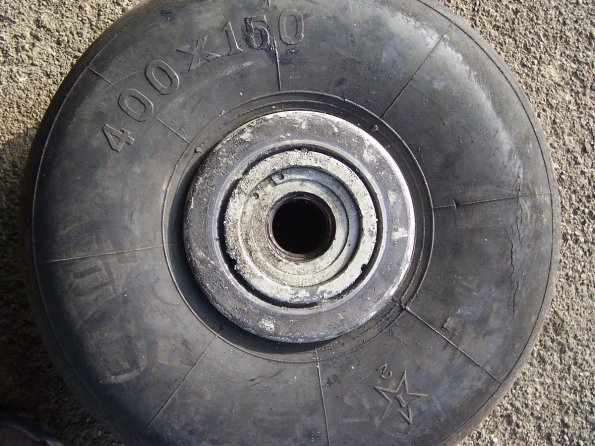 Nosewheel20100103