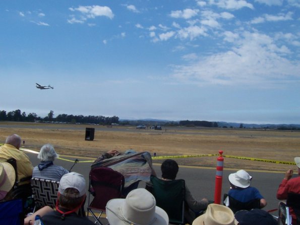 200808_STS_P38