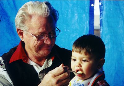 20001202-tj-papa