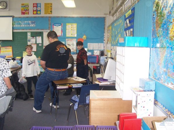 2008-10-31_121737_2008Halloween_06