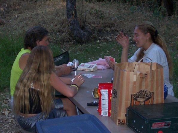 20060819_CampingGirls